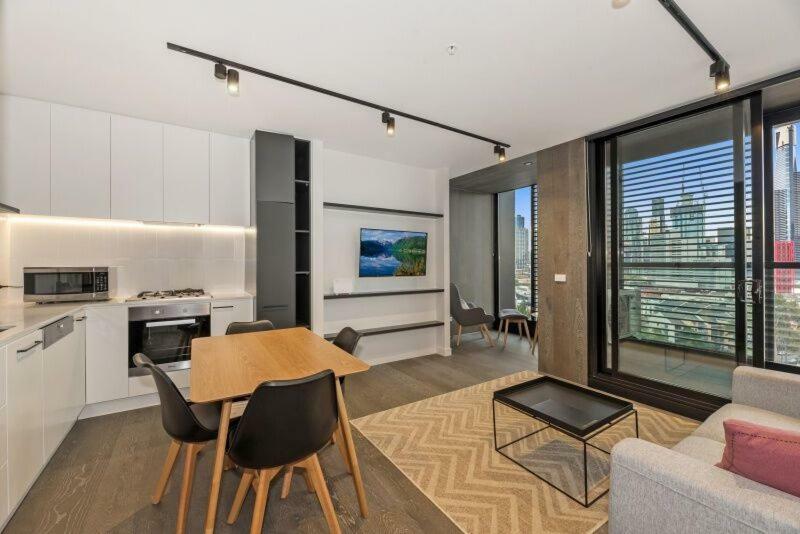 Saint Domain Aparthotel Melbourne Exterior photo